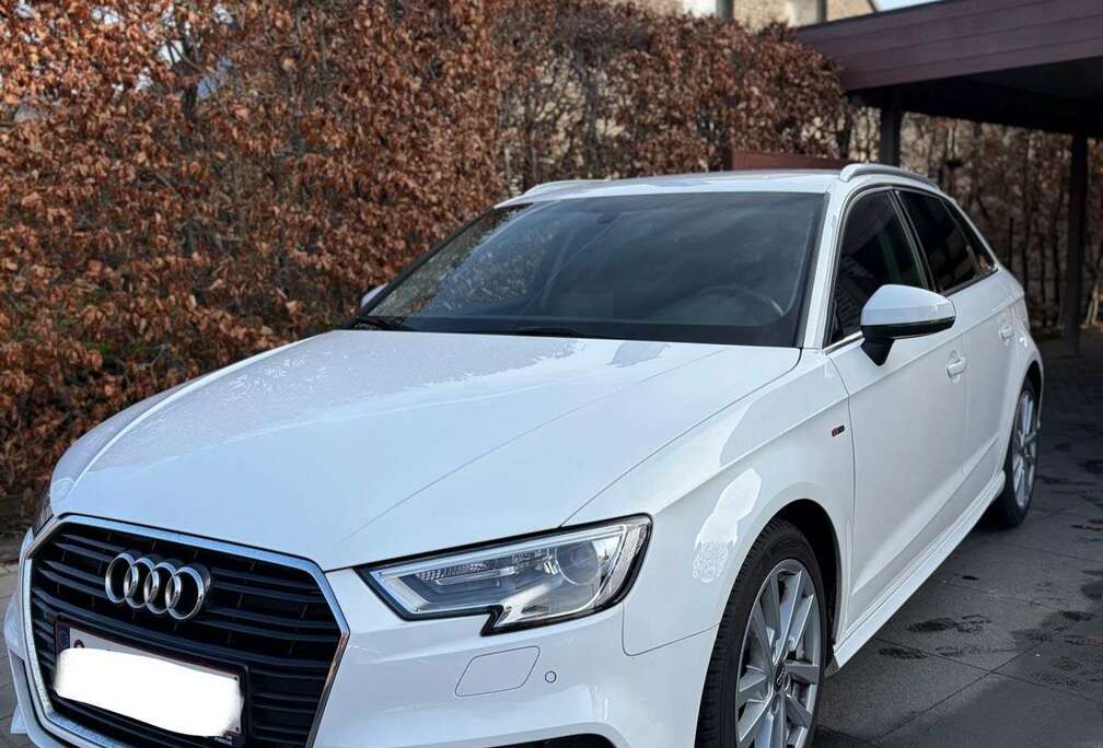Audi Sportback 35 TFSI S line tronic
