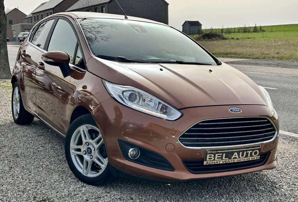 Ford 1.5 TDCi Titanium-Avec contrôle technique