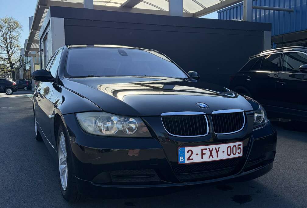 BMW Bmw 318i E90
