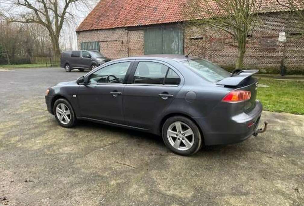 Mitsubishi Lancer 2.0 DI-D Invite