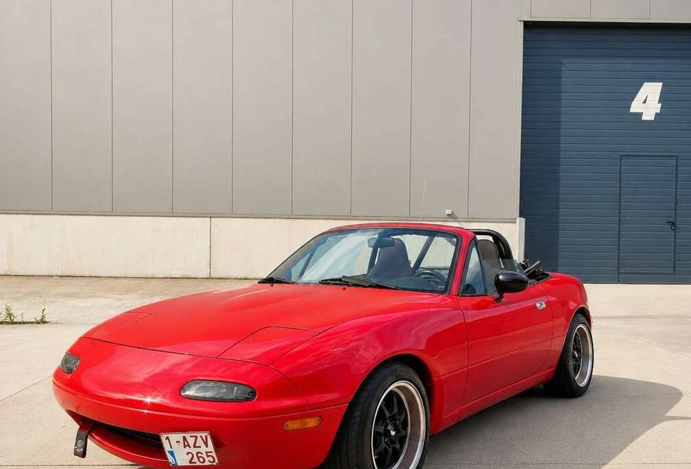 Mazda MX5 Cabriolet 1.6i