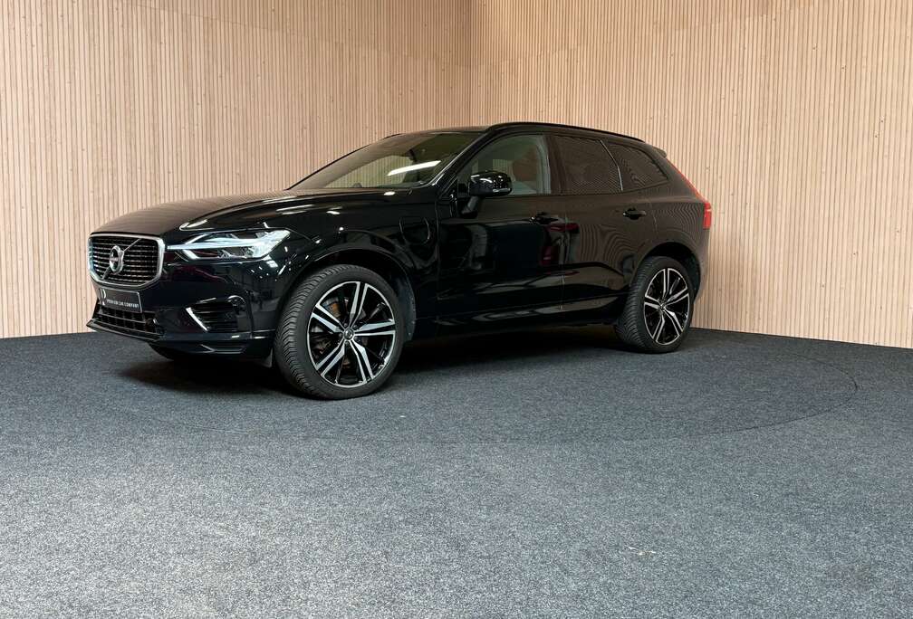 Volvo XC60 2.0 T8 TE AWD PHEV R-Design Gear.| FULL BLACK !