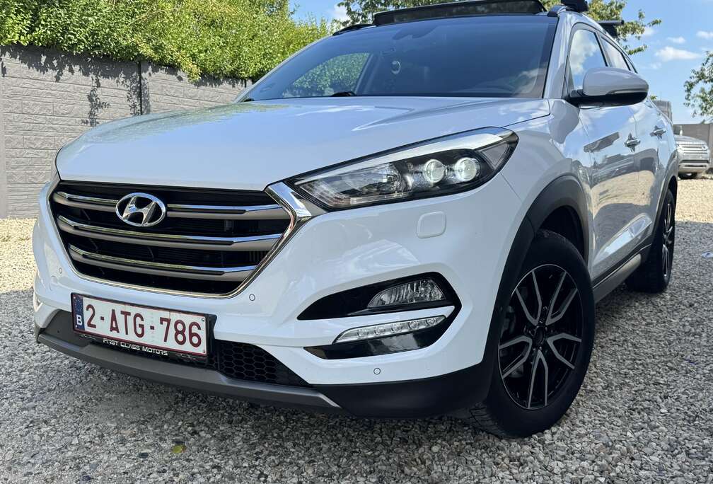 Hyundai 2.0 CRDi 4WD TOIT OUVRANT/Pano/CLIM/SENSOR