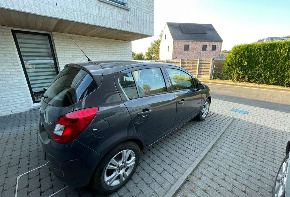 Opel Corsa 1.3 CDTi Enjoy Active DPF