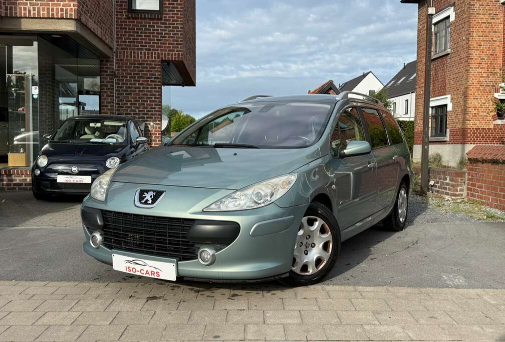 Peugeot SW 1.6 HDi // AIRCO // 7 ZITPLAATS //