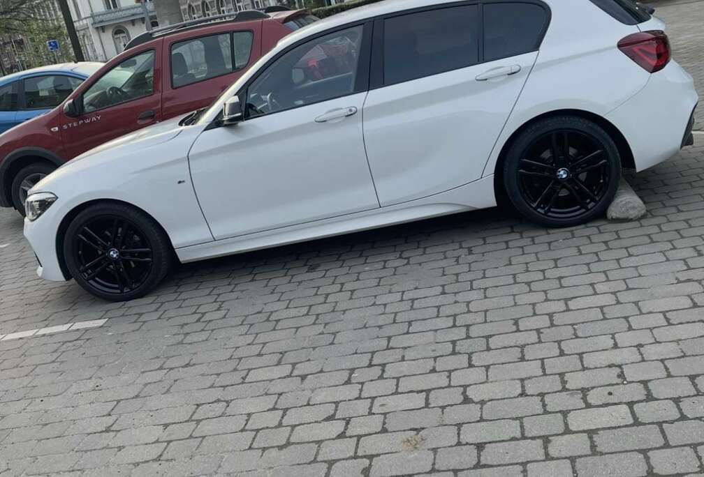 BMW 118iA