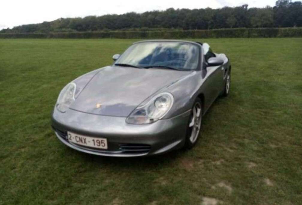 Porsche 2.7i Tiptronic S