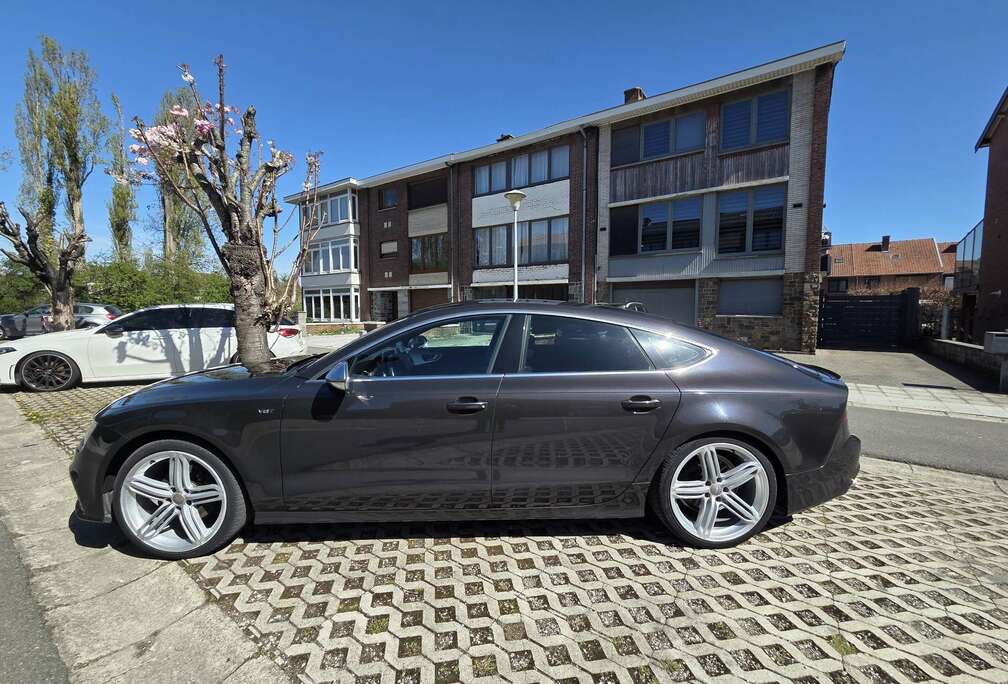 Audi 3.0 TDi V6 S line Multitronic