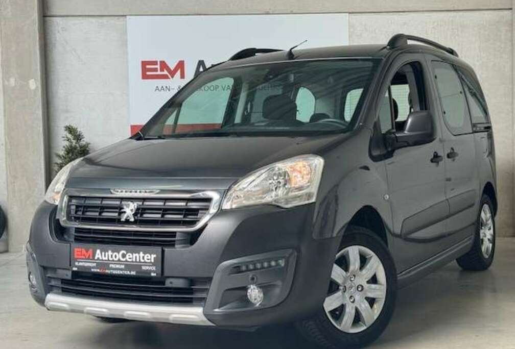 Peugeot Tepee Outdoor 1.2 Benzine Camera - Navigatie - PDC - Cruise Control - 1Eig - Full Service- Topstaat