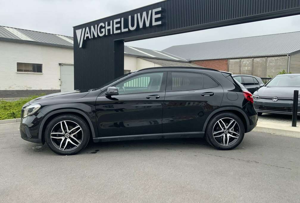 Mercedes-Benz Business Solution night pakket