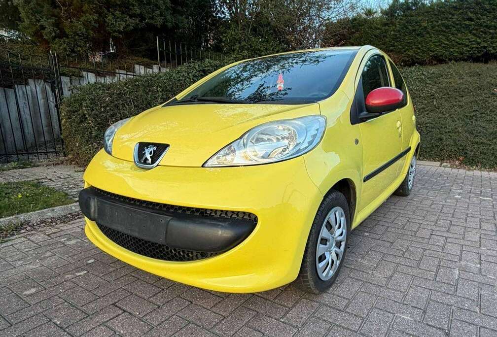 Peugeot 107 1.0i 12v Trendy