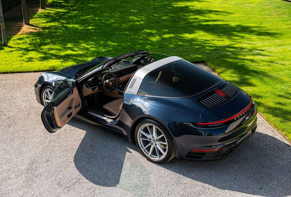 Porsche .1 TARGA 4 / MIDNIGHT BLUE / BI-COLOR / LIFT / PDLS+ / CHRONO