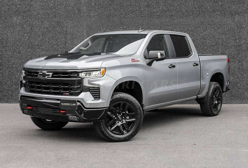 Chevrolet 2025 LT Trail Boss €59500 6.2L V8 SPORT UITLAAT +Sterling Metallic