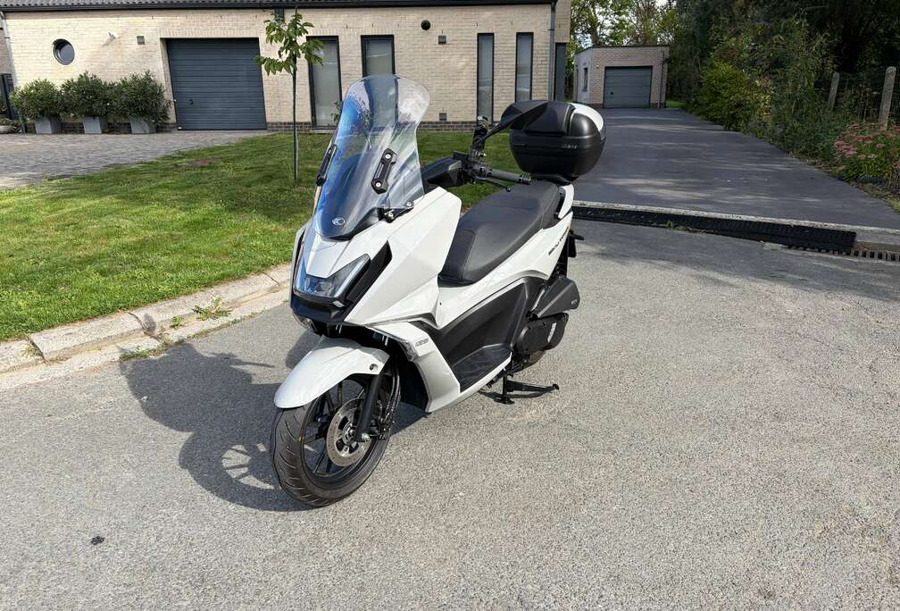 Skytown 125