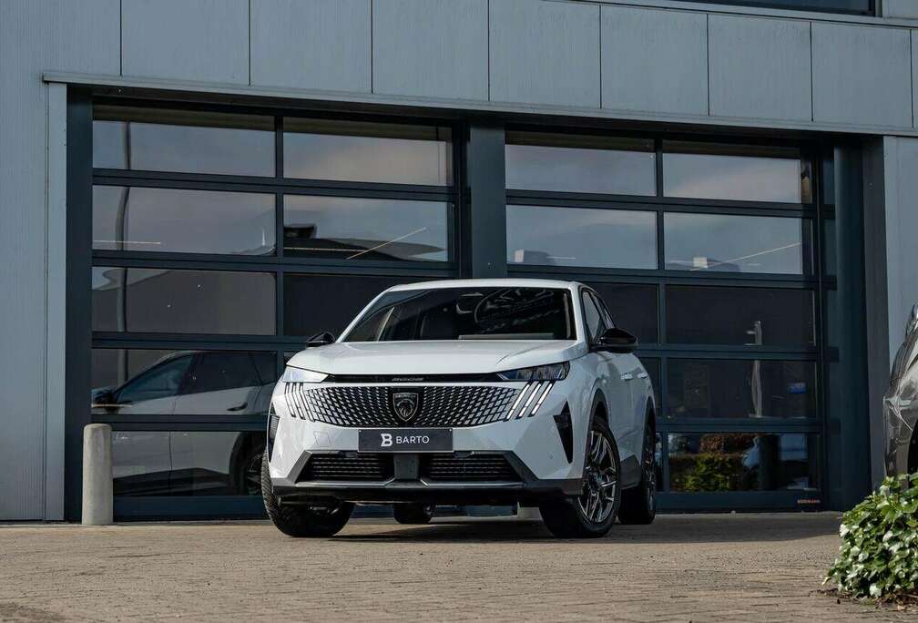 Peugeot MHEV  136 PK AT  Pano dak  360 Camera  Nav...