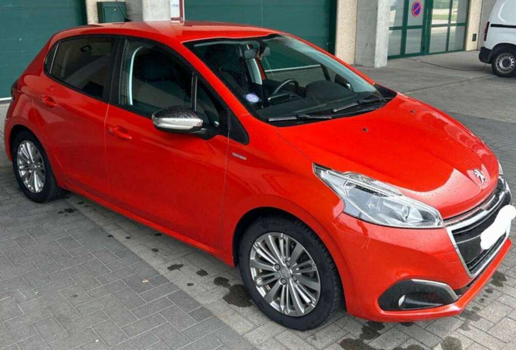 Peugeot 208 1.2i PureTech Allure