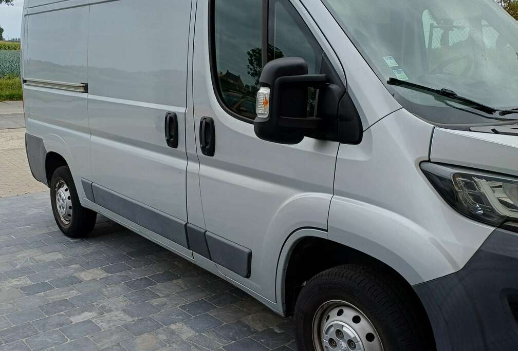 Peugeot Boxer HDi 335 L2H2 S
