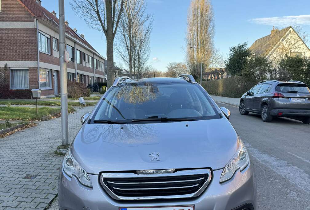 Peugeot PureTech 82 Allure