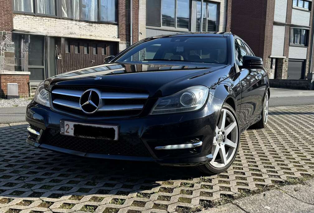 Mercedes-Benz AMG LINE