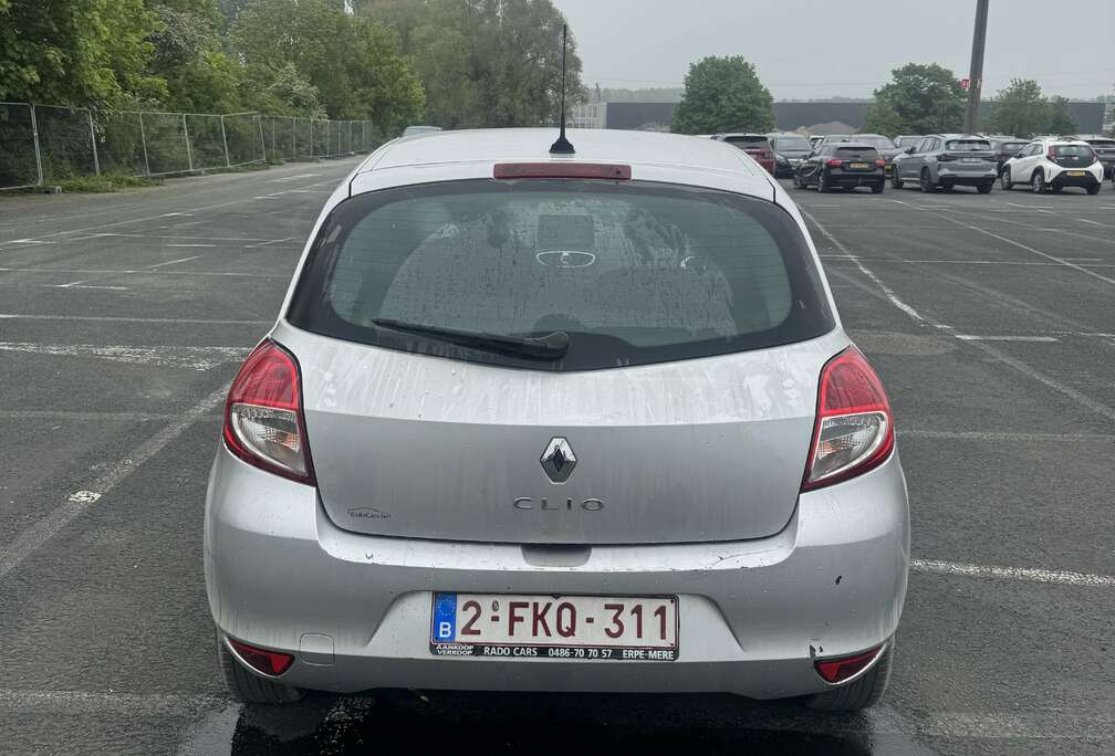 Renault 1.2i TomTom Edition