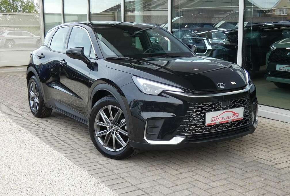 Lexus Hybrid RELAX +LEDER +Elektrische zetel +Stoelmemory +Zetelverwarming +Stuurwielverwarming +Dodehoek