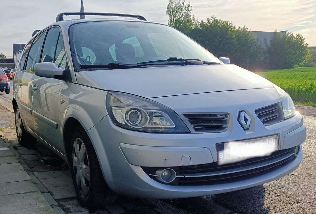 Renault Scénic 1.5 dCi Family 7pl.