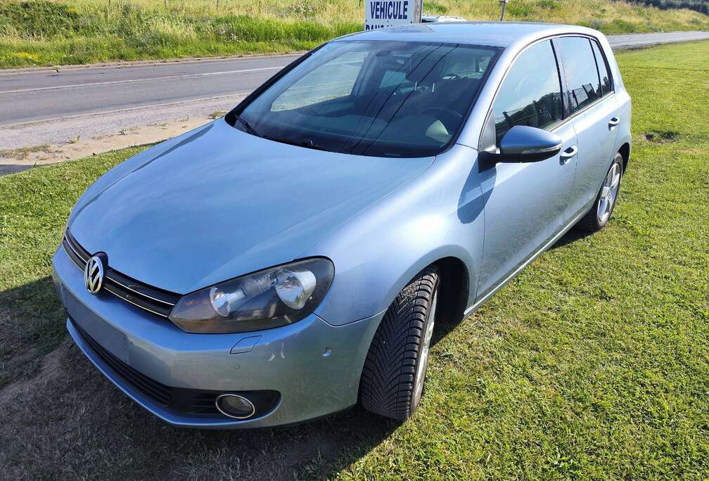 Volkswagen Golf 1.4i ** prêt a immatriculer **
