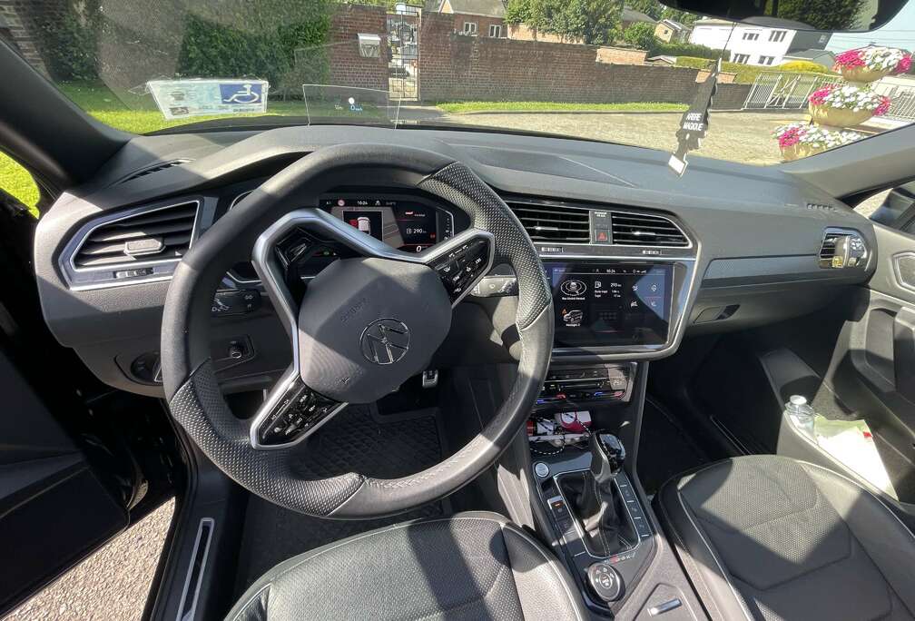Volkswagen 2.0 TSI 4Motion R-Line Business Premium OPF DSG