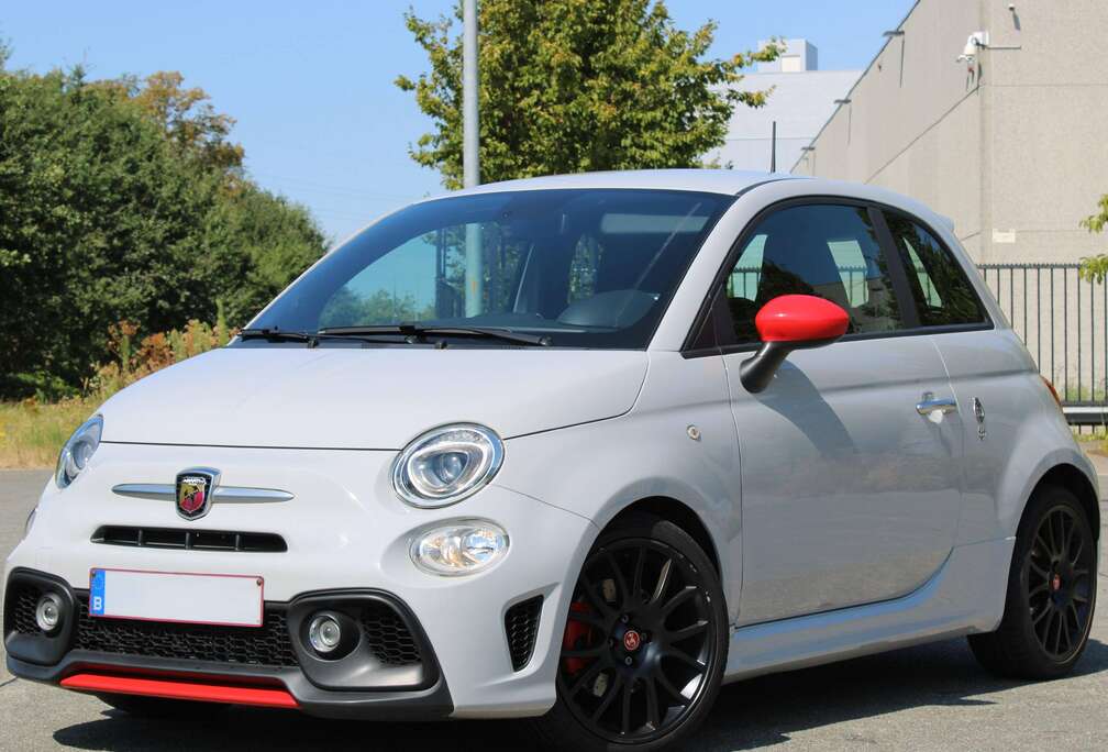 Abarth 595 Pista 70th Anniversary Edition