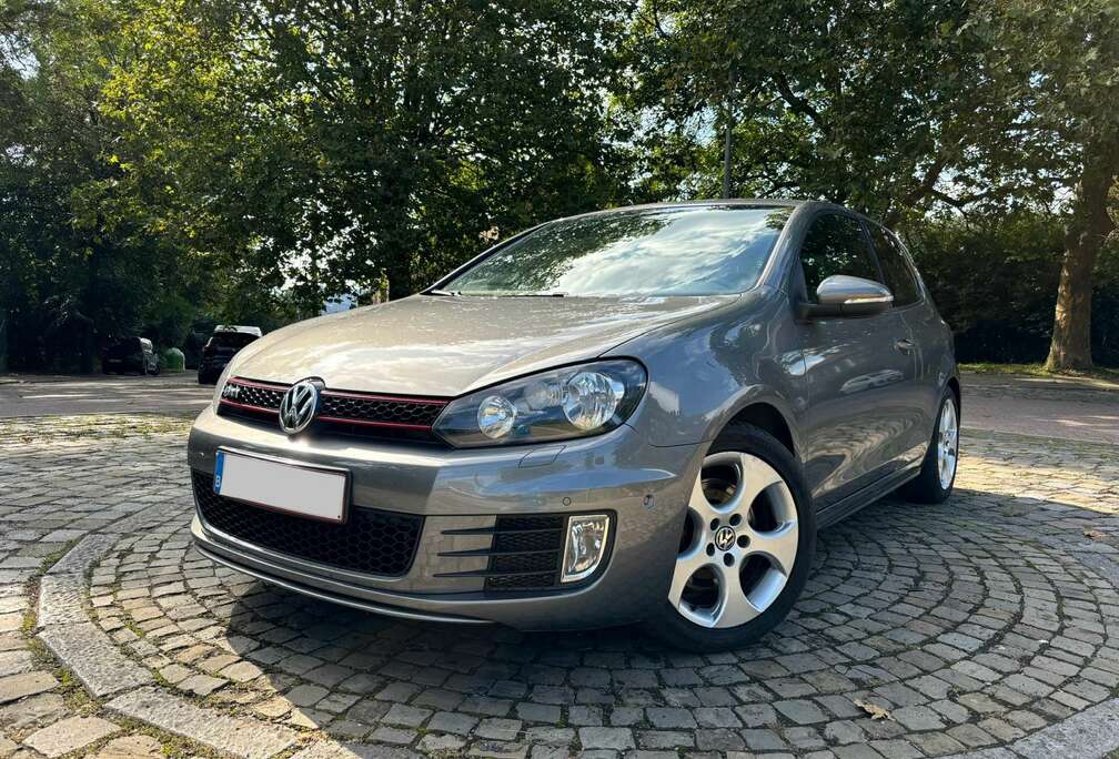 Volkswagen 2.0 TSI