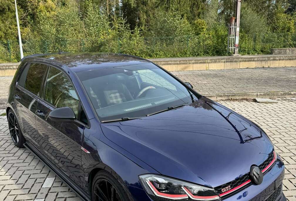 Volkswagen 2.0 TSI Performance DSG