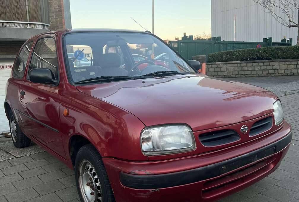 Nissan 1998 1.0i Automatique 79000km