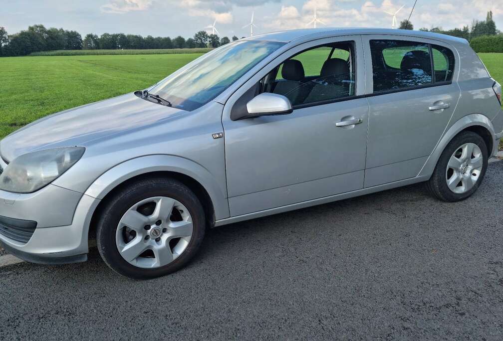 Opel 1.4 airco  gekeurd voor verkoop