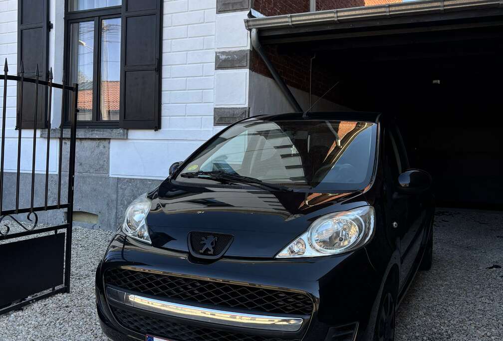Peugeot 1.0i Envy