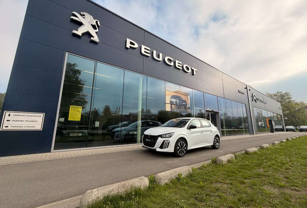 Peugeot 208 1.2i Hybrid Style e-DCS Style