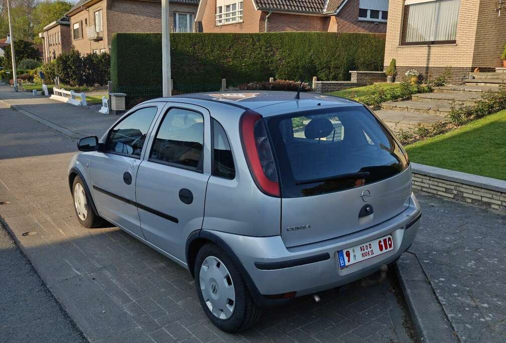 Opel 1.0i XEP 12v Cosmo