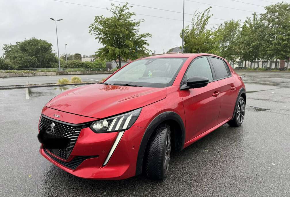 Peugeot BlueHDi 100 S&S BVM6 GT