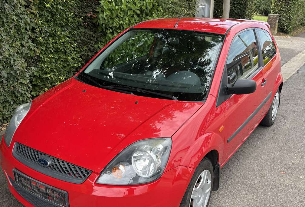 Ford 1.3i Ambiente