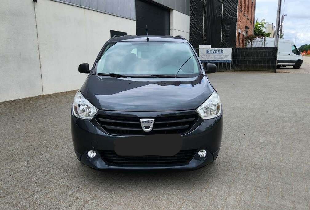 Dacia 1.2 7plaatsen Gekeurd 1jGarantie EURO6
