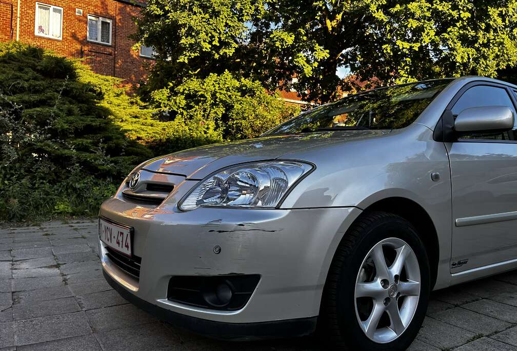 Toyota 1.6i VVT-i 16v Linea Sol