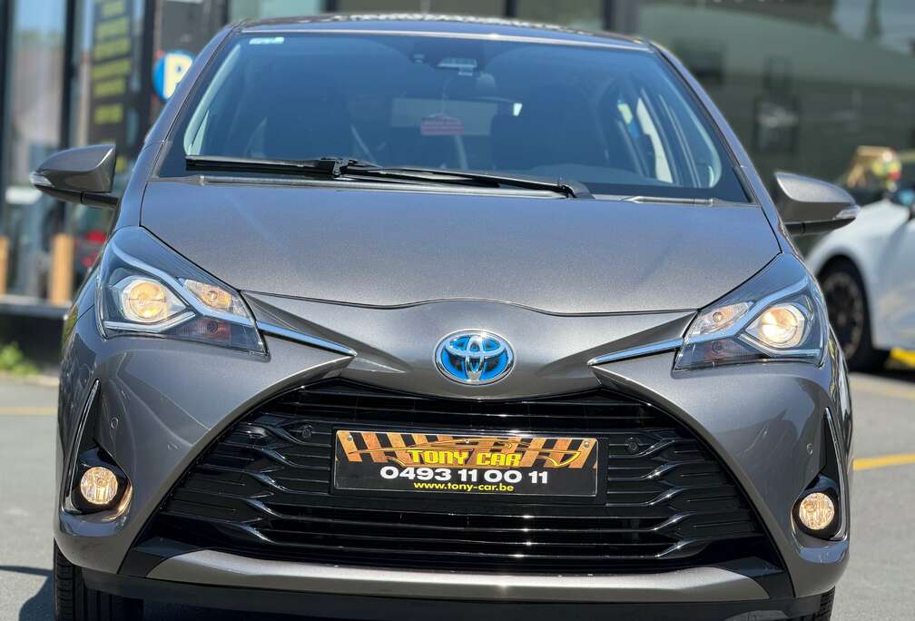 Toyota Hybrid 1.5i VVT-i*NAVI*CAMERA*BT*USB*G12M