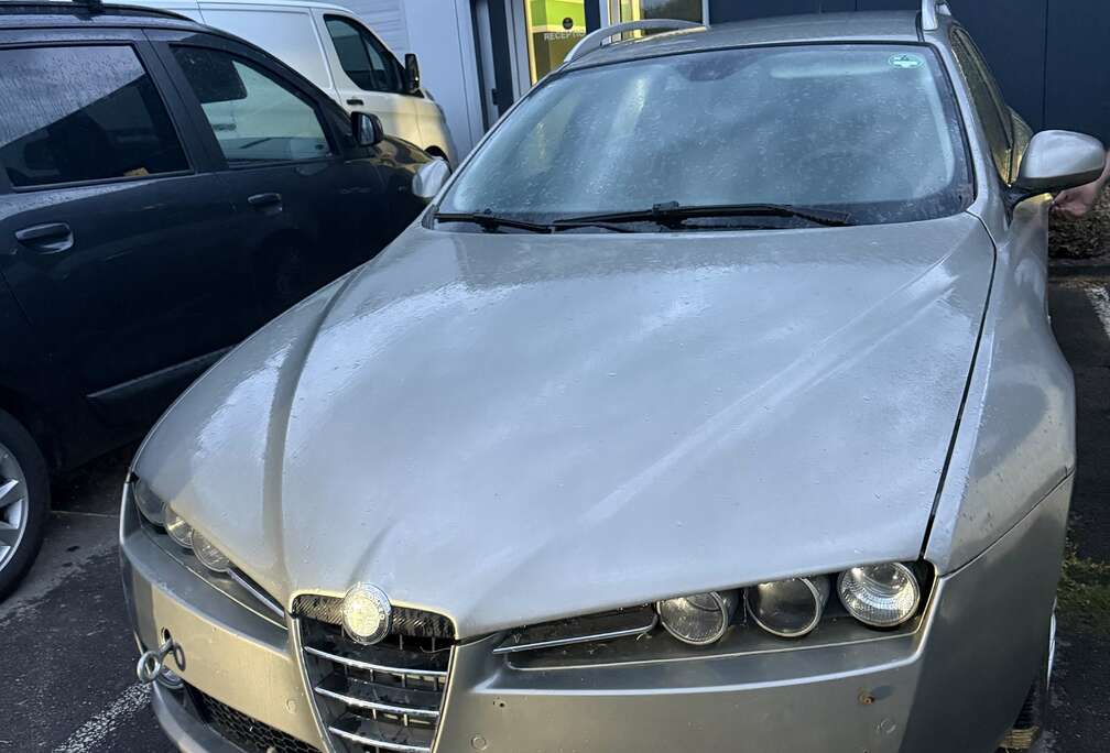 Alfa Romeo 1.9 JTDM 16V Distinctive