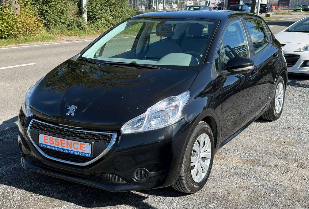 Peugeot 208 1.2i*MARCHAND*EXPORT*