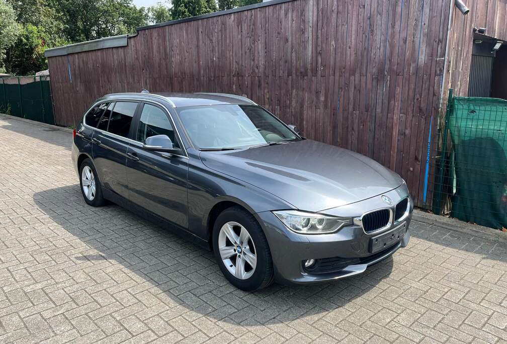 BMW 318d Touring