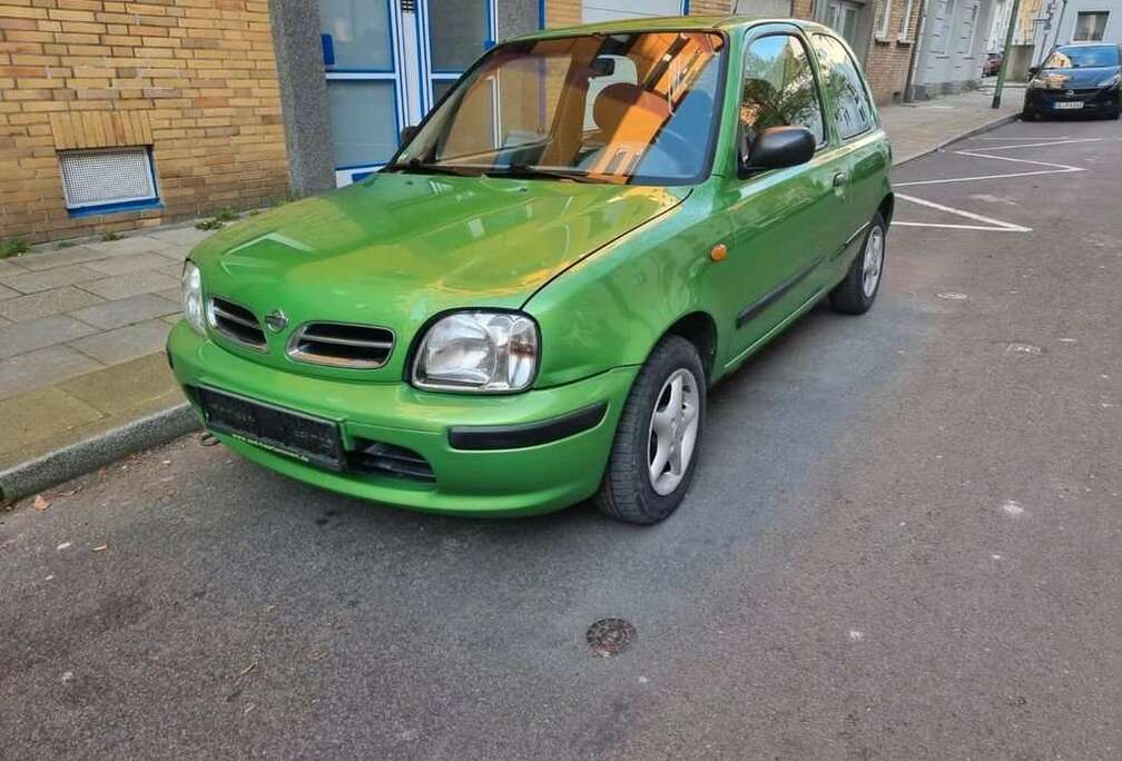 Nissan 1.0i 16v L P/S N-CVT