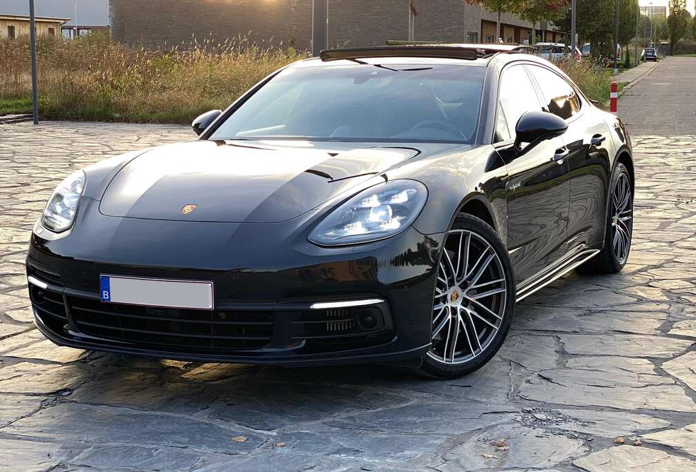 Porsche 4 e-Hybrid 2.9 V6 Bi-Turbo PHEV Pano/Bose/PASM