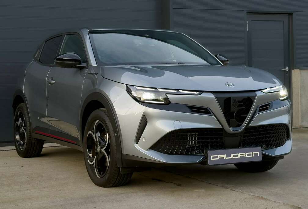 Alfa Romeo 1.2 Hybrid \'SPECIALE\' 136PK / FABRIEKSWAARBORG