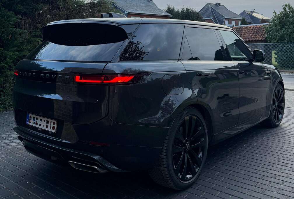 Land Rover Range Rover Sport P550e autobiography