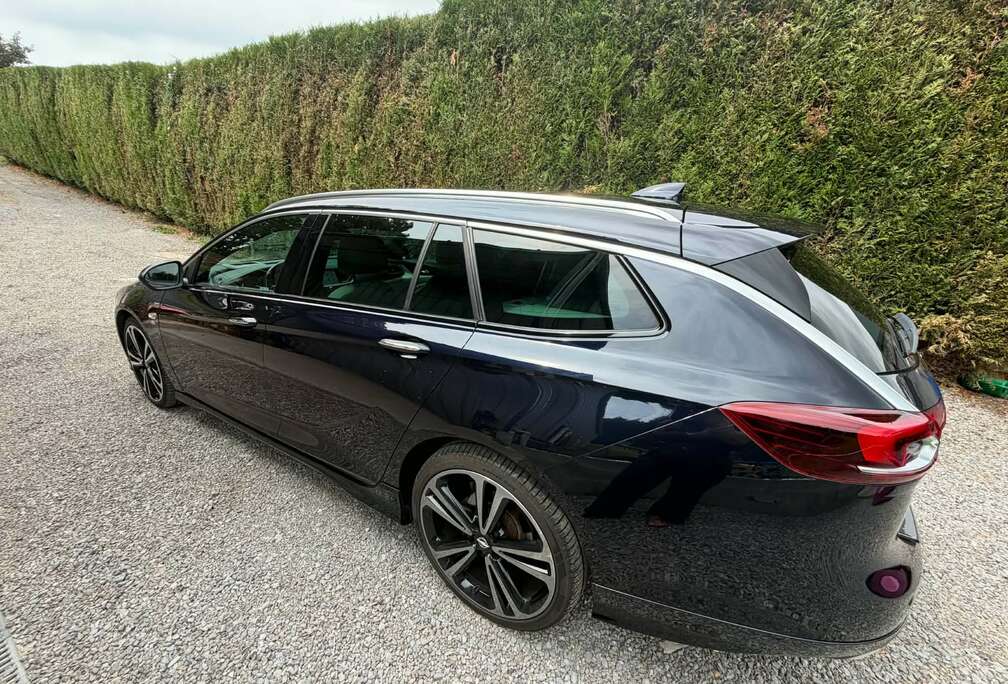 Opel Sports Tourer 2.0 CDTi ECOTEC OPC-Line