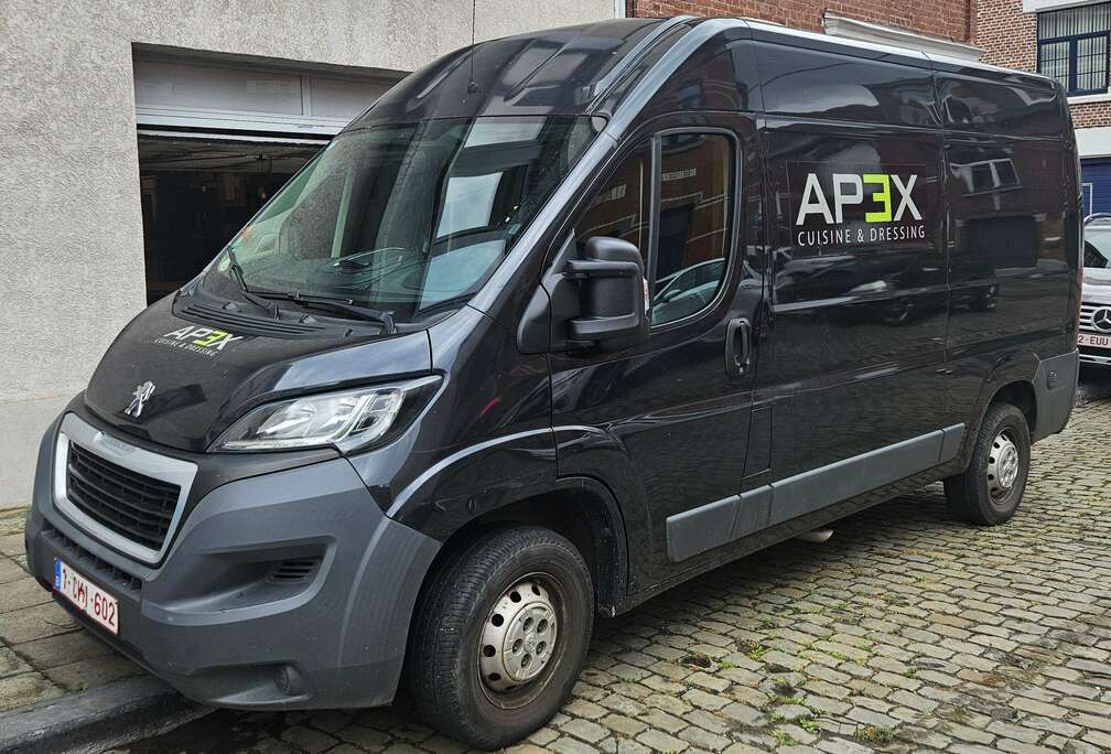 Peugeot 2.0 BlueHDi L2H2 Utility S/S